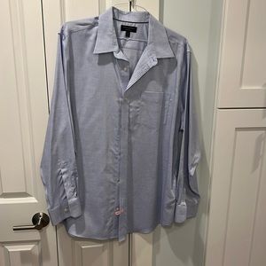 Banana Republic no iron slim fit long sleeve button down shirt